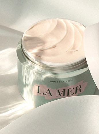 THE HYDRATING FACIAL